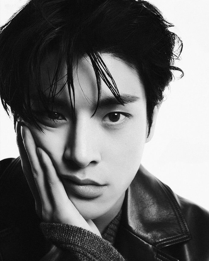 aki ⁷ 🍅 tweet media