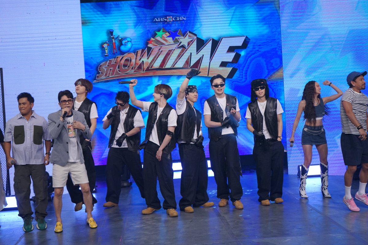 It's Showtime tweet media