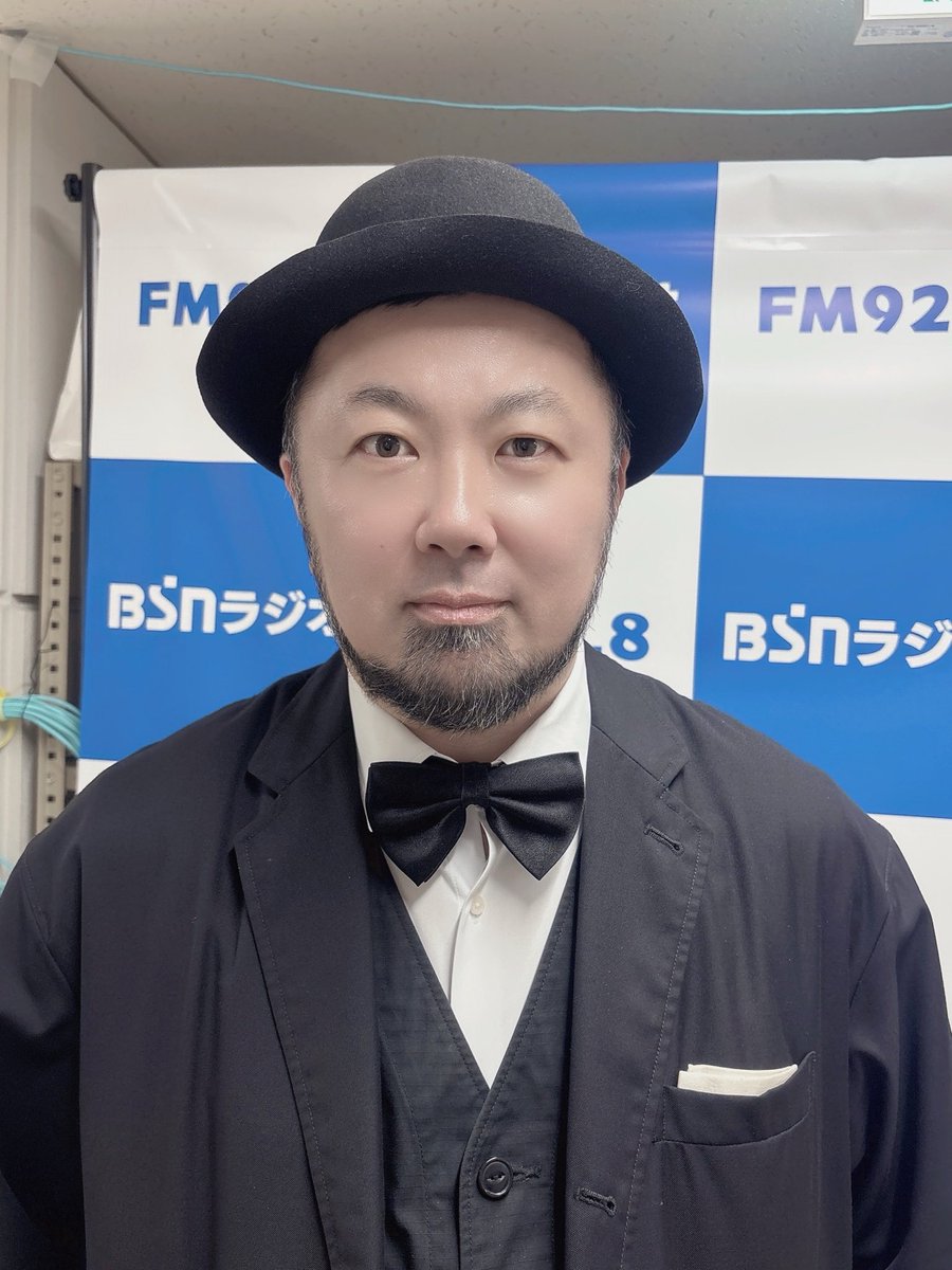 4月17日(金)
#マエカブナカシズカ 業務内容
▼マエカブジュラシックパーク
▼定例投稿会議
「社長・秘書のプロフィールを教えて」
そういえば、社長と秘書って何者？
Wikipediaに書けるくらいの信憑性の情報を送ってください。

ビューティー加工を貫通する社長