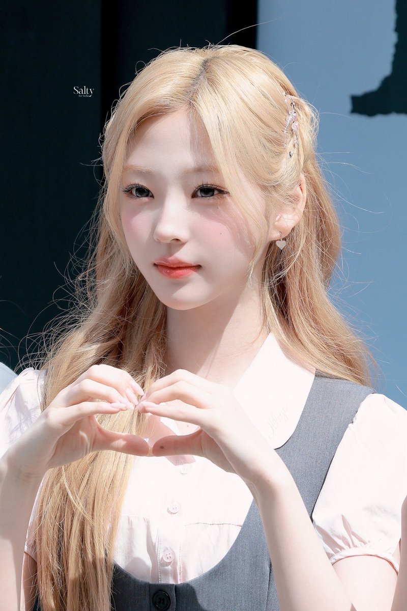 Hearts2Hearts 스텔라 STELLA tweet media