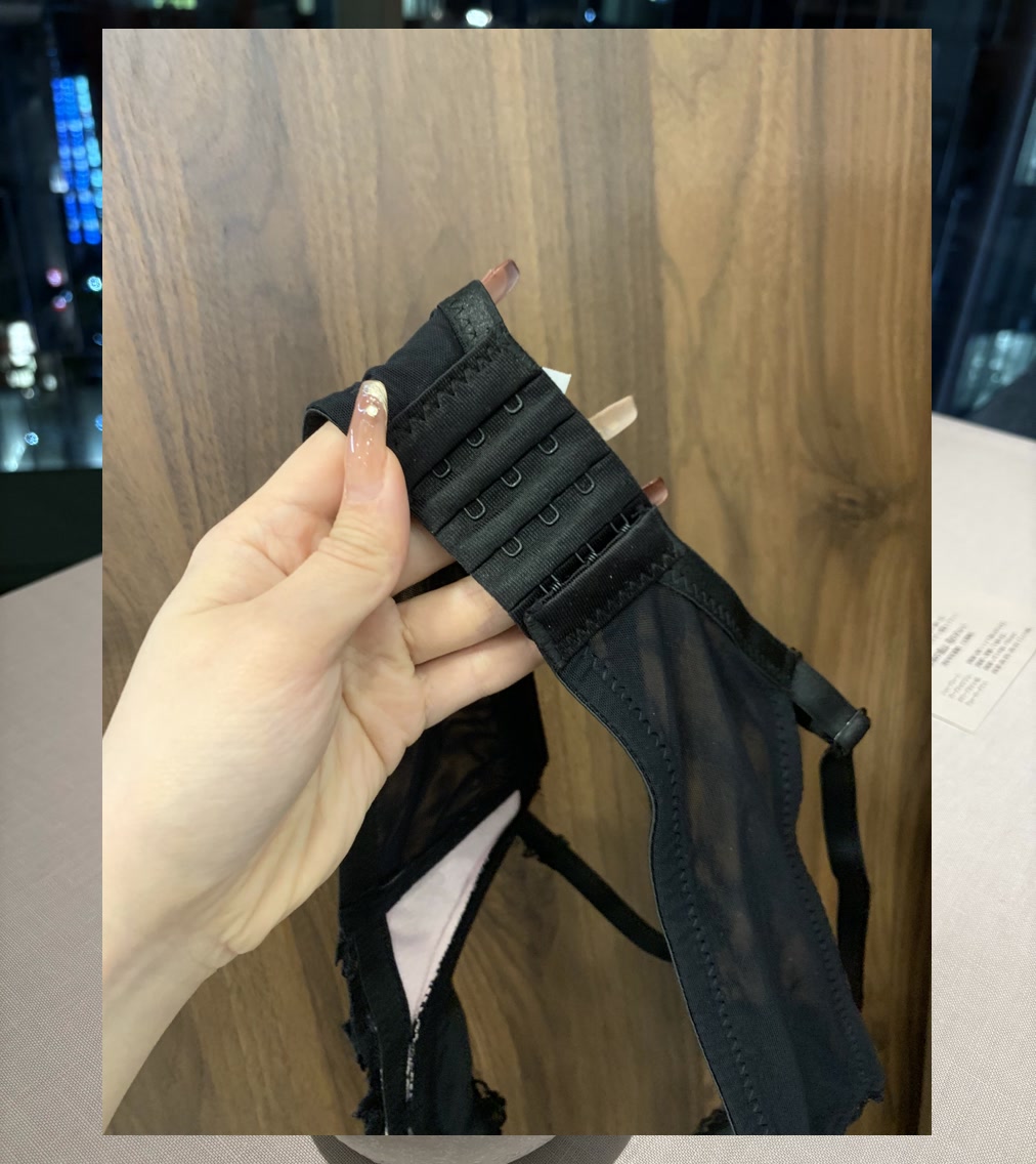 Mike Nelson tweet media