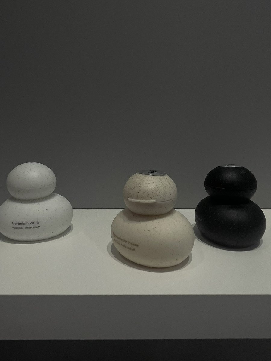 きまえび tweet media