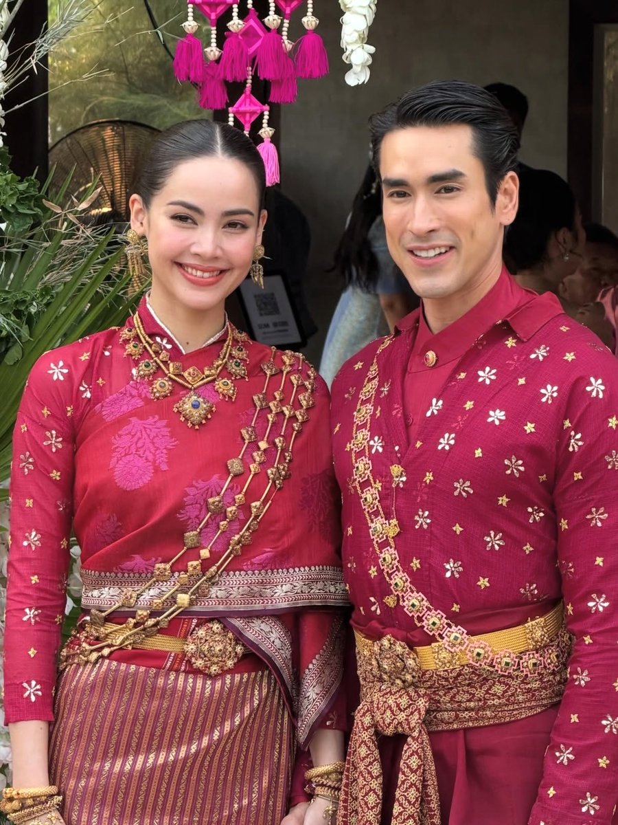 sthaftxrthxrain's tweet photo. คู่บุญแบบที่พี่เซ้งว่าจริงๆ สวยหล่อสมกันมาก

 #NYเขยนอร์เวย์สะใภ้ขอนแก่น https://t.co/gTWGqhfAq8