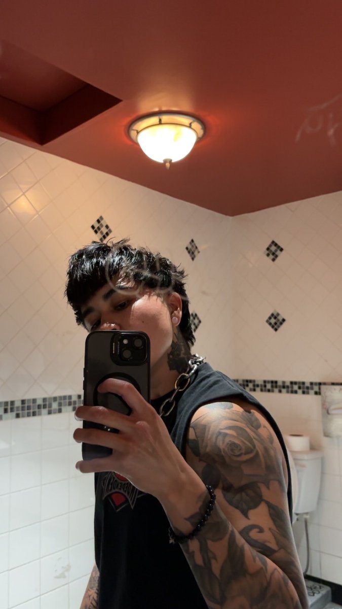 MAK 🦇 tweet media