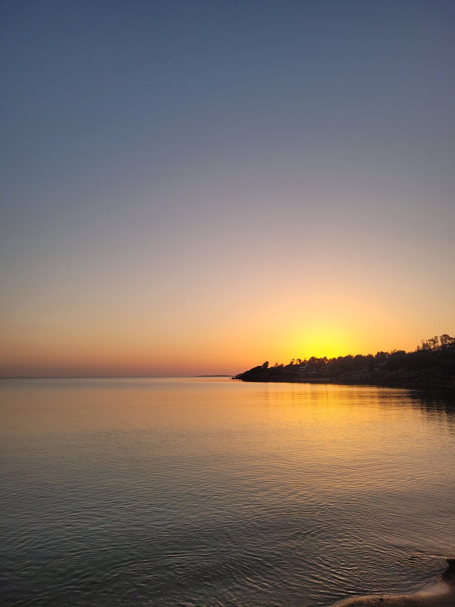 to_chreòn tweet media