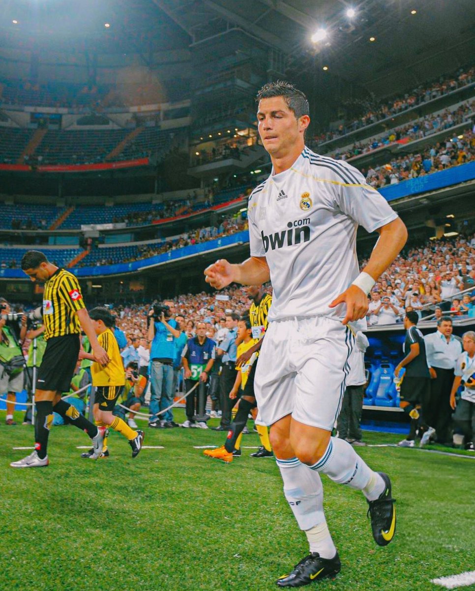 Cristiano Ronaldo. 🥶🤍