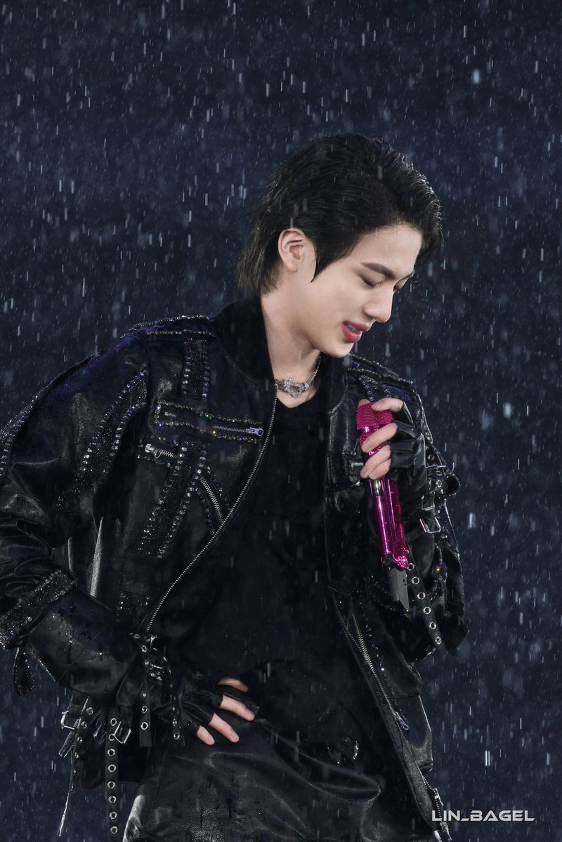 7in_Bagel's tweet image. 260409 Seokjin
#JIN #SEOKJIN #김석진 #BTS