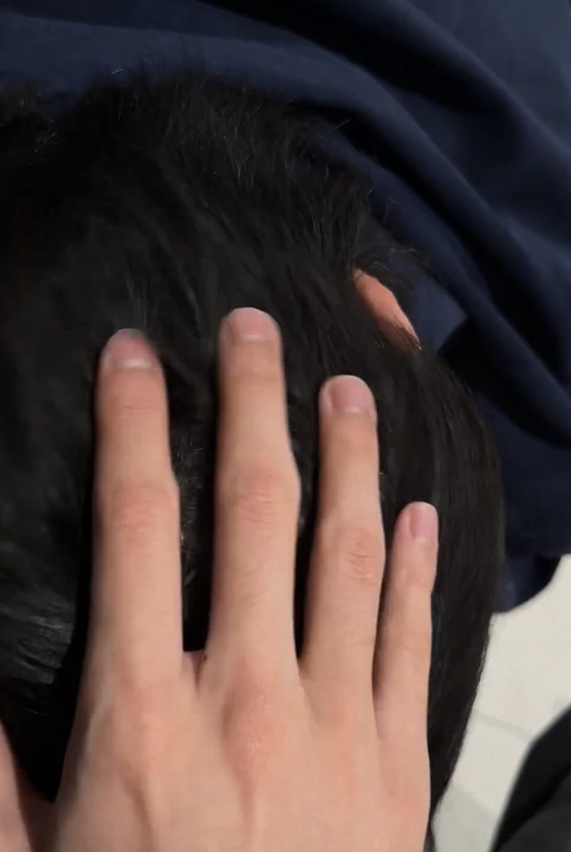 sleeky🍓deanmoth’s tweet media