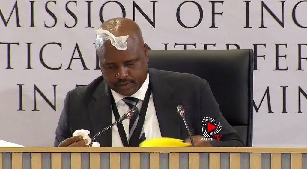 Malume Malusi tweet media