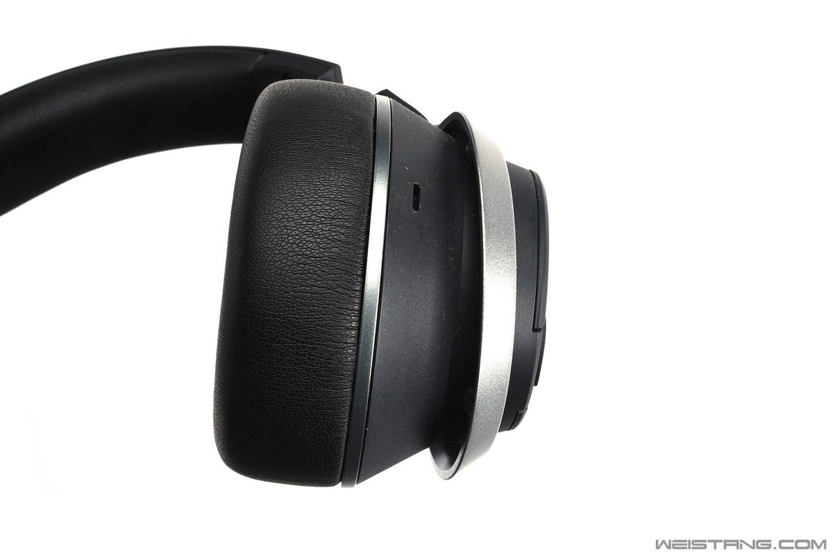 murat3386860570's tweet image. Unboxed my latest parcel—brand new wireless earbuds! Crisp sound, comfy fit, love the matte finish  Perfect for my daily commutes. Who’s tried these #Unboxing #WirelessAudio #TechLove