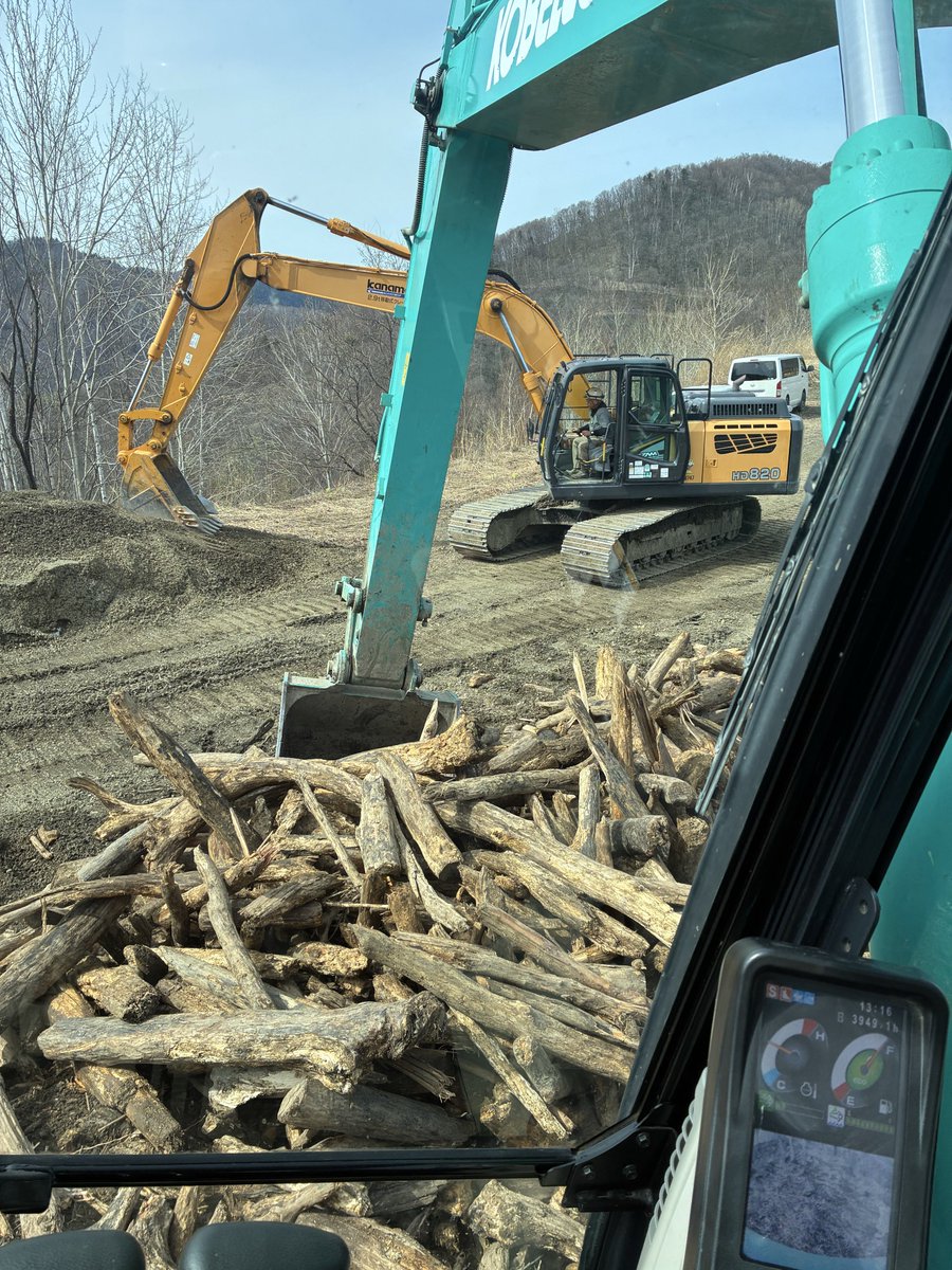 たけまる tweet media