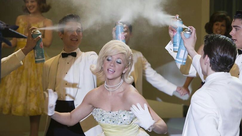 fatimaa___1's tweet photo. 23. Hairspray🔁| 2007 | Dir. Adam Shankman https://t.co/vFgqlYDeDc