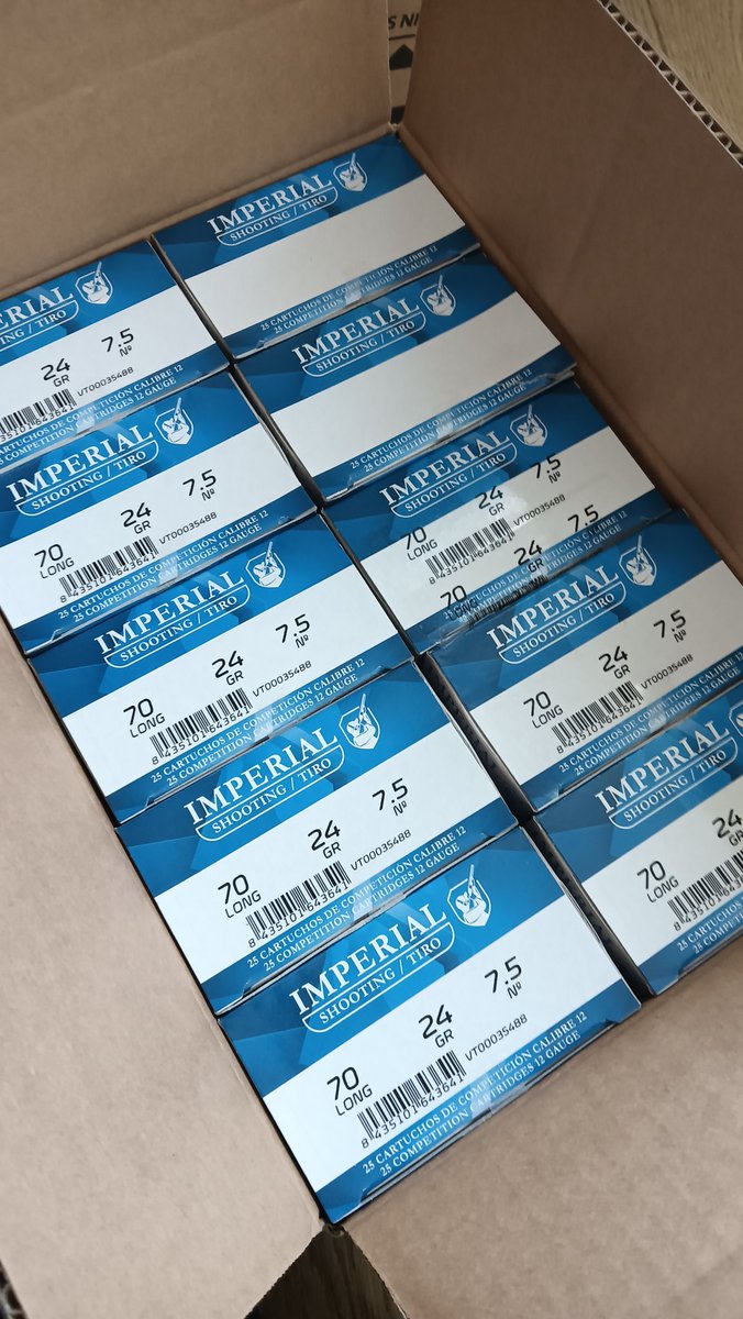 鹿べえ tweet media