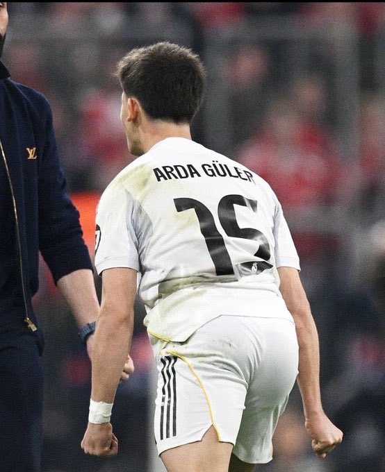 ᴛᴏᴍʏ✦ tweet media