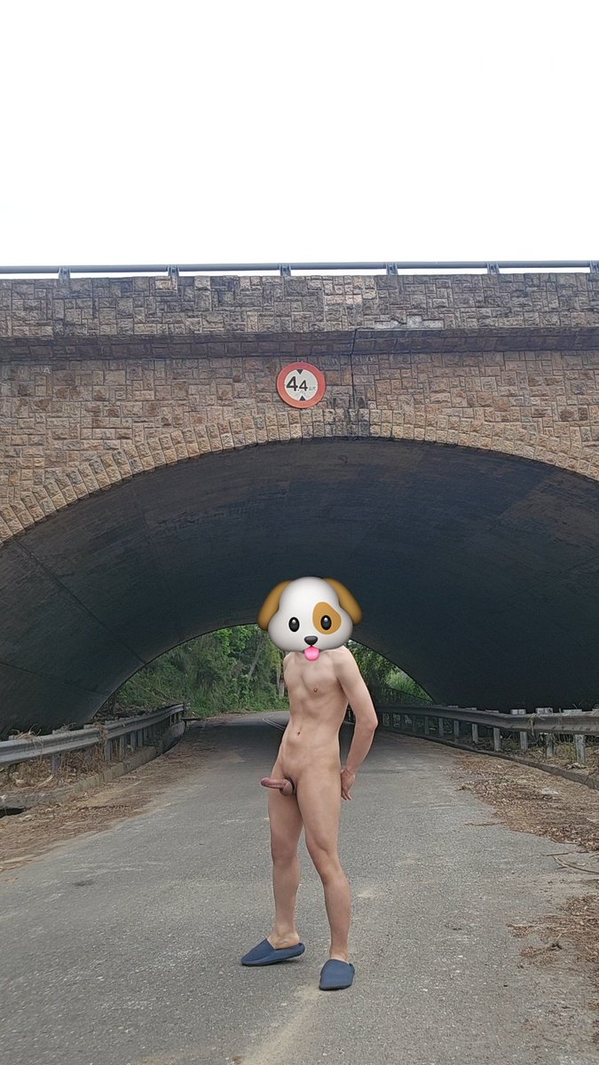 不愛穿衣 tweet media