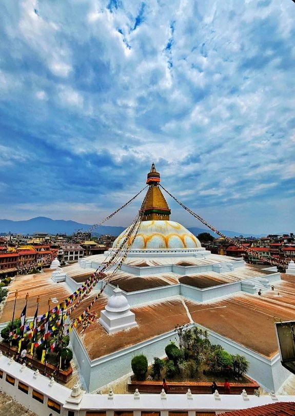 Buddhanath Stupa, Kathmandu, Nepal. 🇳🇵🙏

It is a UNESCO world heritage site and maybe the most iconic place in Kathmandu. One of the largest spherical stupas in the world and a massive Tibetan Buddhist pilgrimage site.