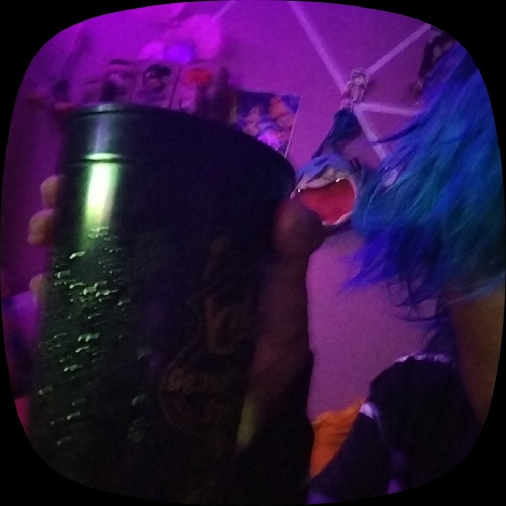 MarceloRiv88530's tweet photo. #Laurasad
🩷🚬 https://t.co/y9zerk9Obi