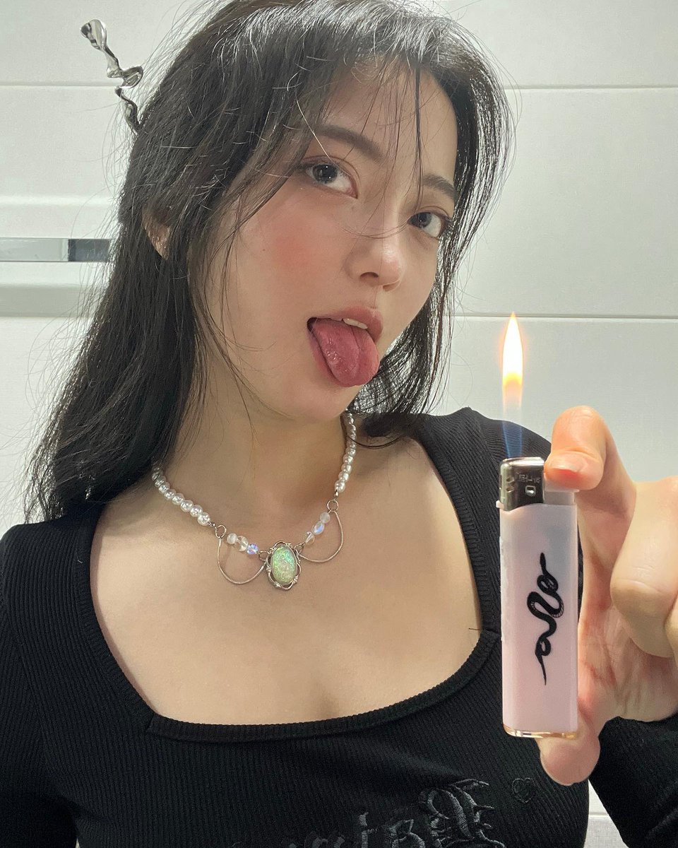 mihye02 tweet media