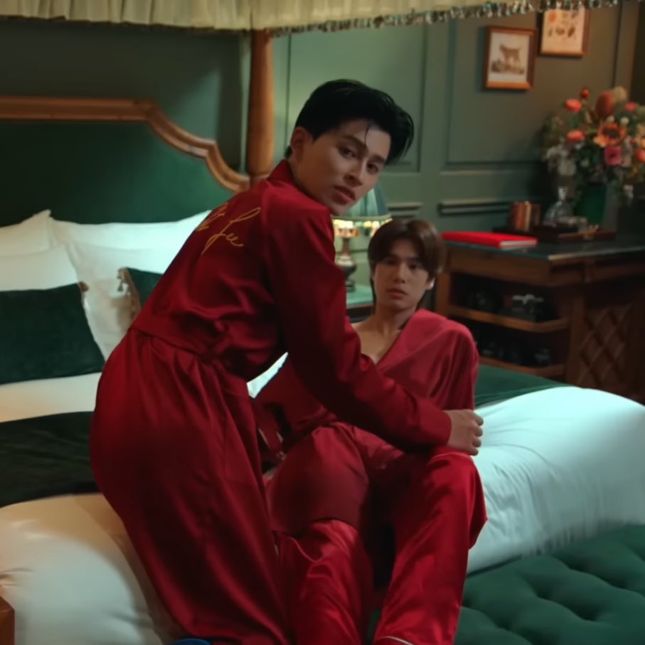 Alan อลัน tweet media