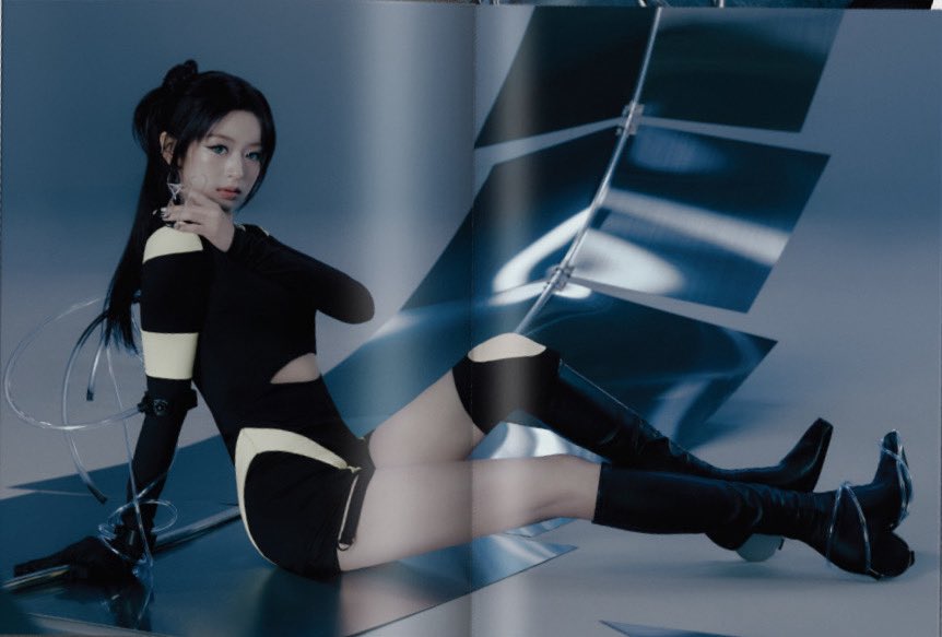 AHYEON For BABYMONSTER CHOOM ALBUM OMG SO BEAUTIFUL ahyeon-for-babymonster-choom-album-omg-so-beautiful