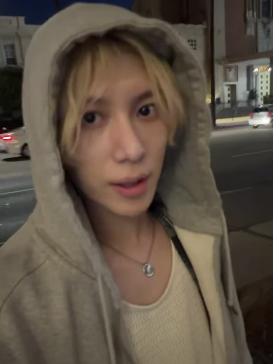 Moonstruck tweet media