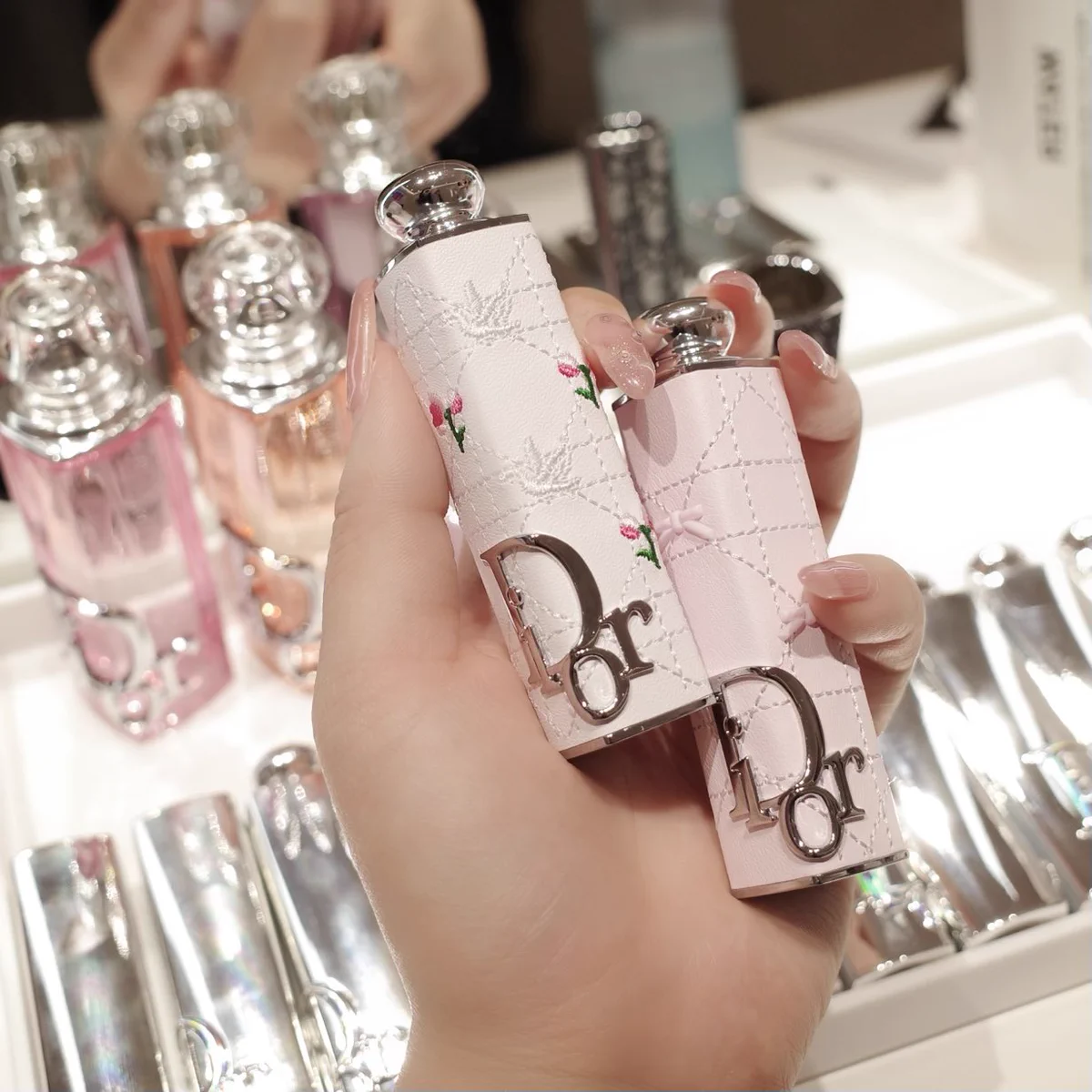 美品✨Diorダイス型チャーム　 ラインストーン　リップグロスケース Mochii on X: 