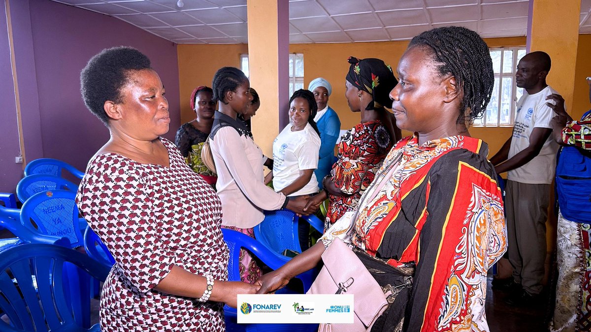 AIBEF_ASBL's tweet image. Au #SudKivu, les survivantes des #VBG transforment leurs cicatrices en force collective avec le partage d'expériences. Malgré les défis, ces femmes s'engagent fermement à renforcer leur participation aux #AVEC et  #AGR et de devenir des actrices majeures du développement local.