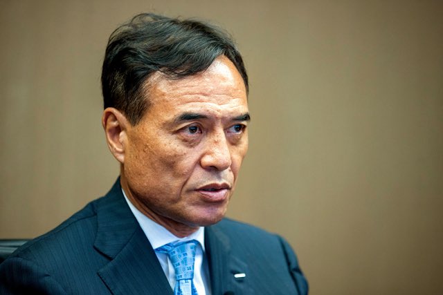 伊藤穰一氏の盟友、新浪元サントリー会長が書類送検。

徹底的に調べろ！