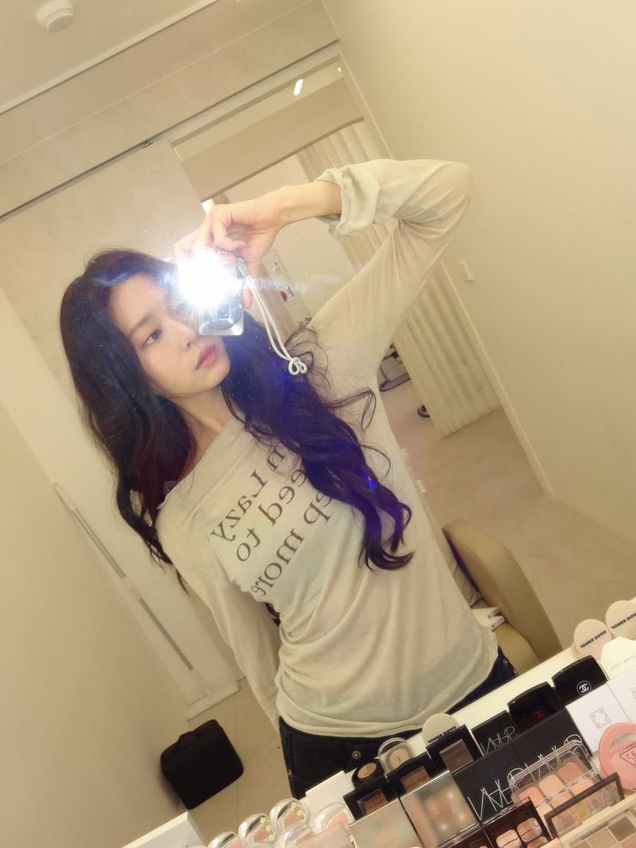 Kim Minju Updates tweet media