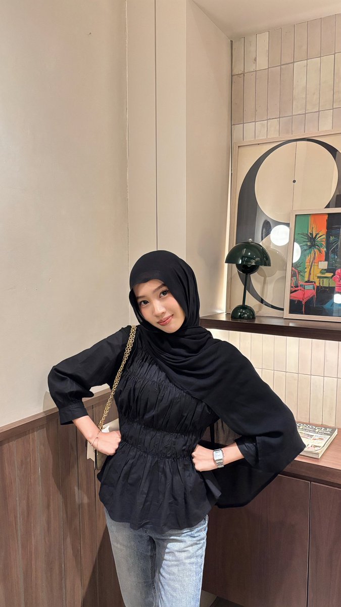 monmonicagraysh's tweet photo. i love pashmina viscose yang ga bikin botak🫶🏻 https://t.co/hX6Ms1JEfi