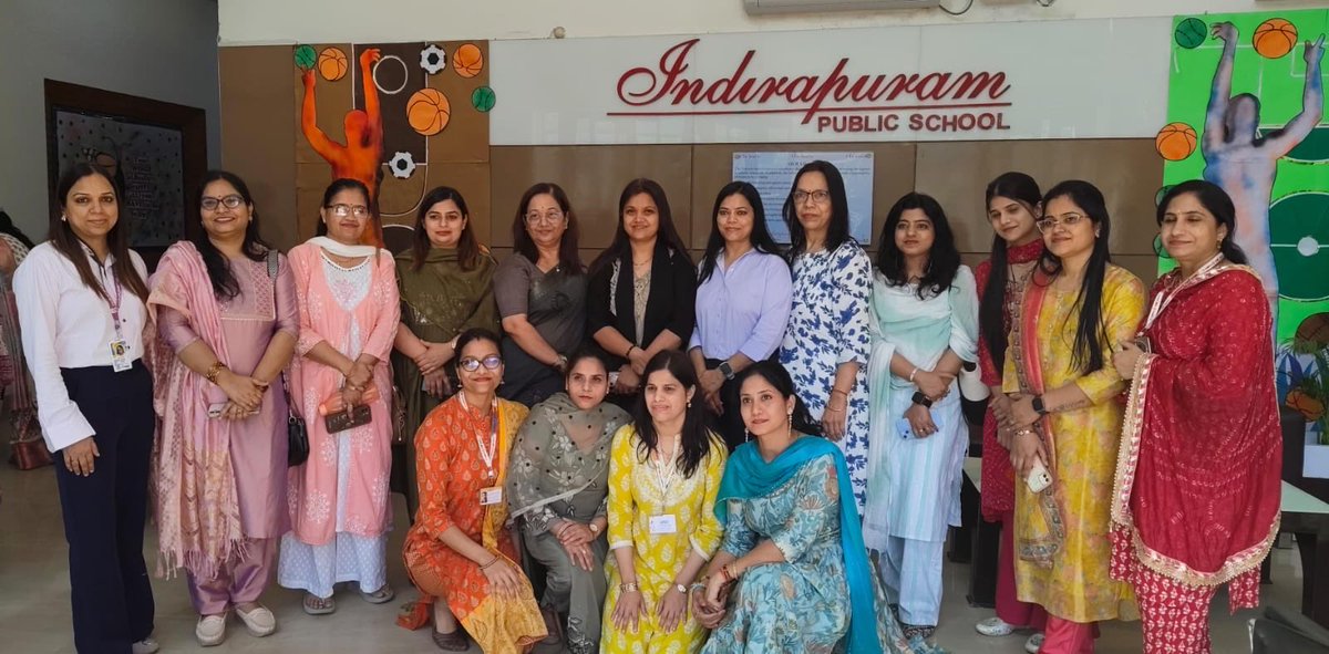 Indirapuram Public School, Crossings Republik tweet media