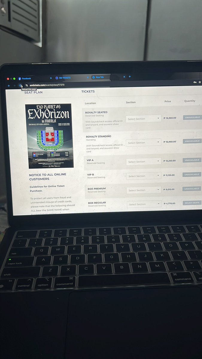 cy | tix secured ! 🤞🏻 tweet media