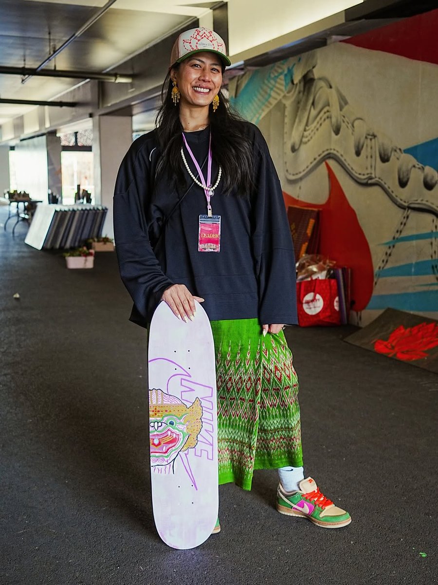 JustFreshKicks tweet media