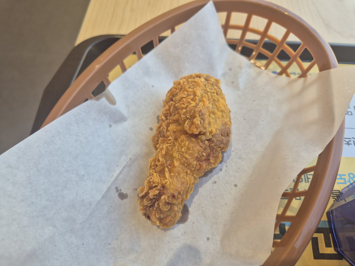 partcle(파티클) tweet media