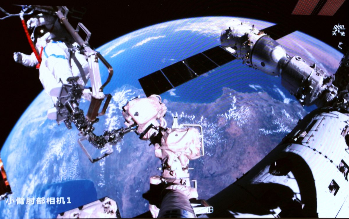 ChinaDaily's tweet image. The Shenzhou XXI crew aboard China's orbiting #space station completed their mission's third series of extravehicular activities on Friday, according to the China Manned Space Agency.

The astronaut trio — Zhang Lu, Wu Fei and Zhang Hongzhang — worked for roughly 5.5 hours and