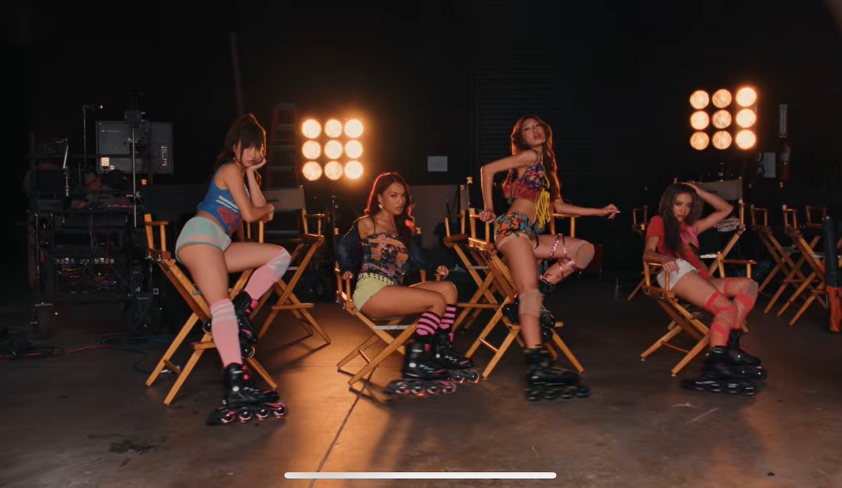 folkative tweet media