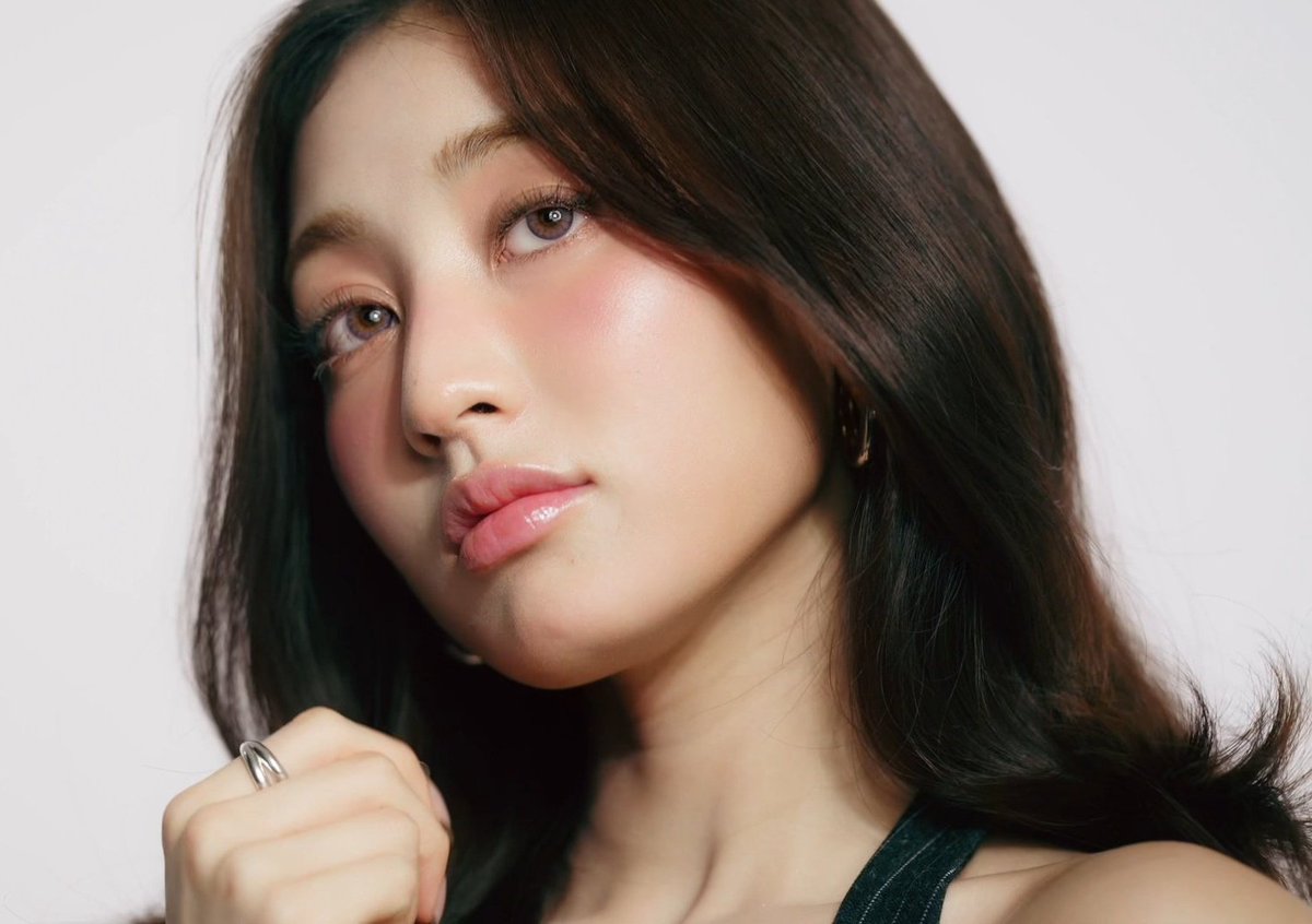 JIHYO BASE tweet media