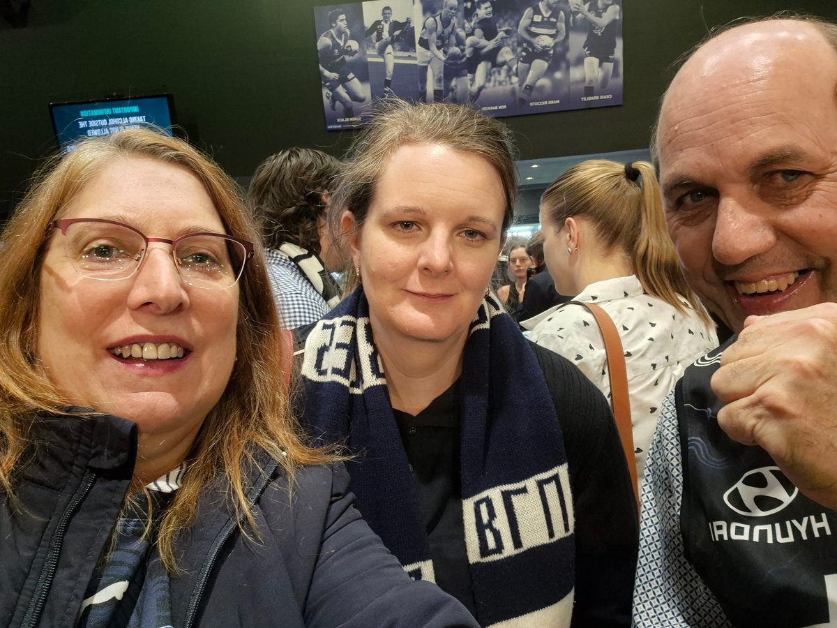 Melbourne Social Club and Fun Food & Friendship tweet media