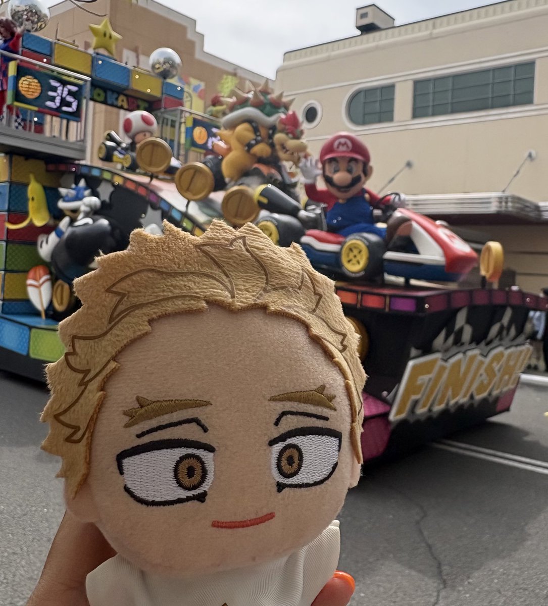ゅにばを満喫するけぇごくん🦈 もきゅがいればサメだってこわくか