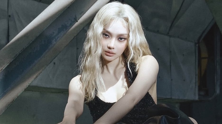 ningning medias 🪽 tweet media