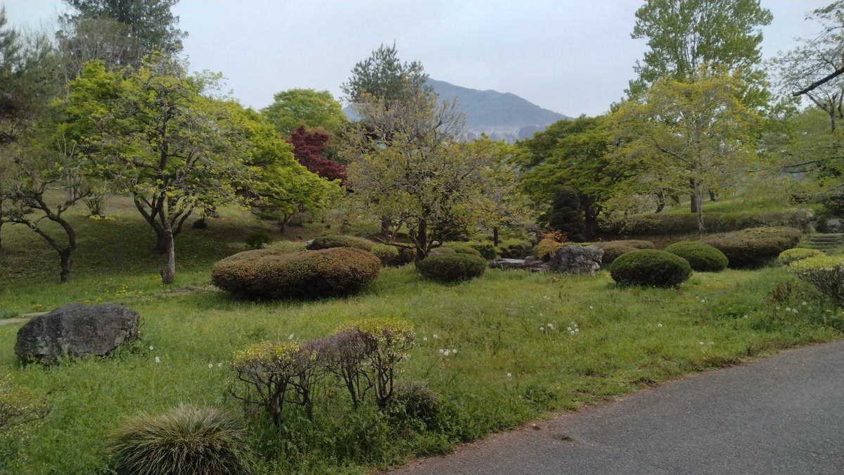 sslfreakdacky's tweet photo. 遠足の目的地はこんな感じです
行きたい行きたい思いながら
毎年なかなか脚をのばせず
今年ようやくこれました😀
#羊山公園
#芝桜の丘
#西武鉄道
#laview https://t.co/6GqTNoaJGK