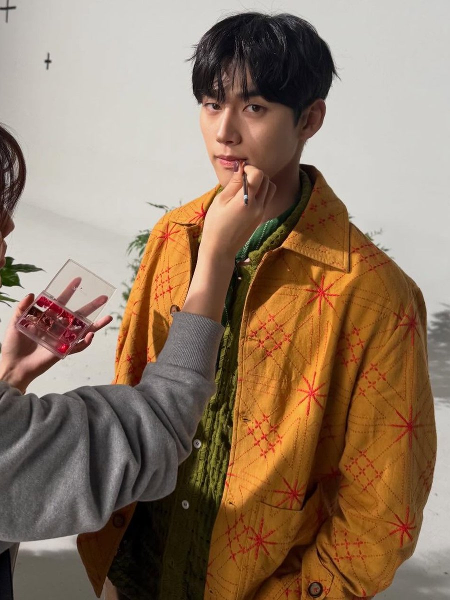 Hong MinGi File tweet media