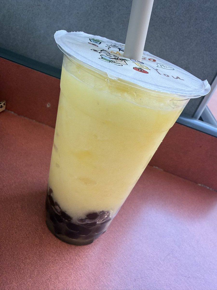 SJGoodVibes's tweet image. I am in my self-care era 💅🏻 I spoiled myself with a bubble tea and a mani/pedi today!!!! 😌 #SelfCare