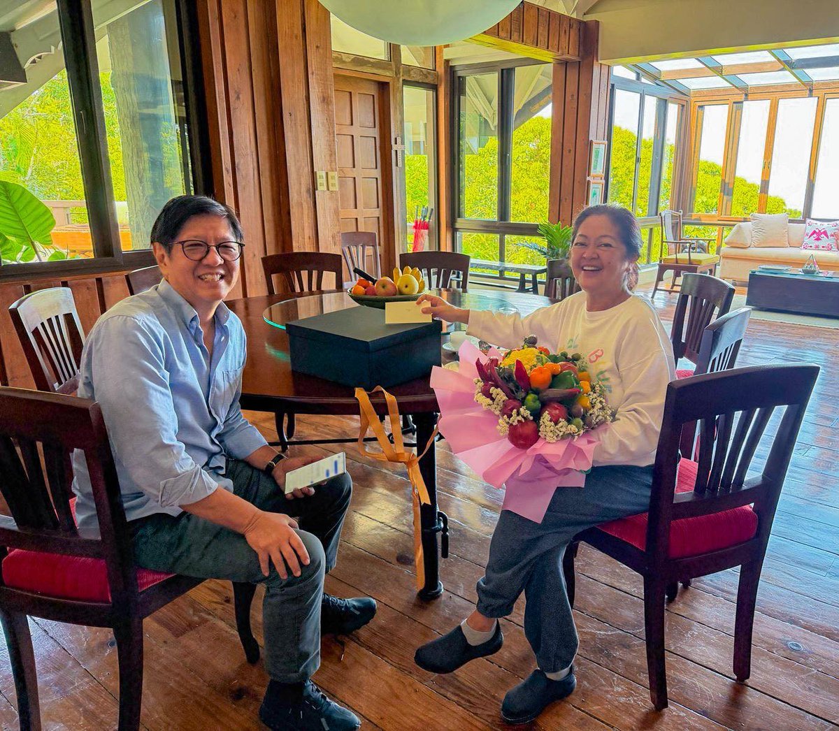 Inquirer tweet media