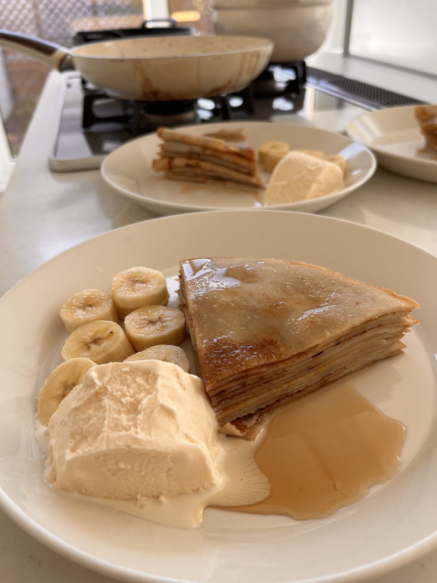 sweetventur's tweet image. Buckwheat crepes 🥂
#Vanilla #MapleSyrup
