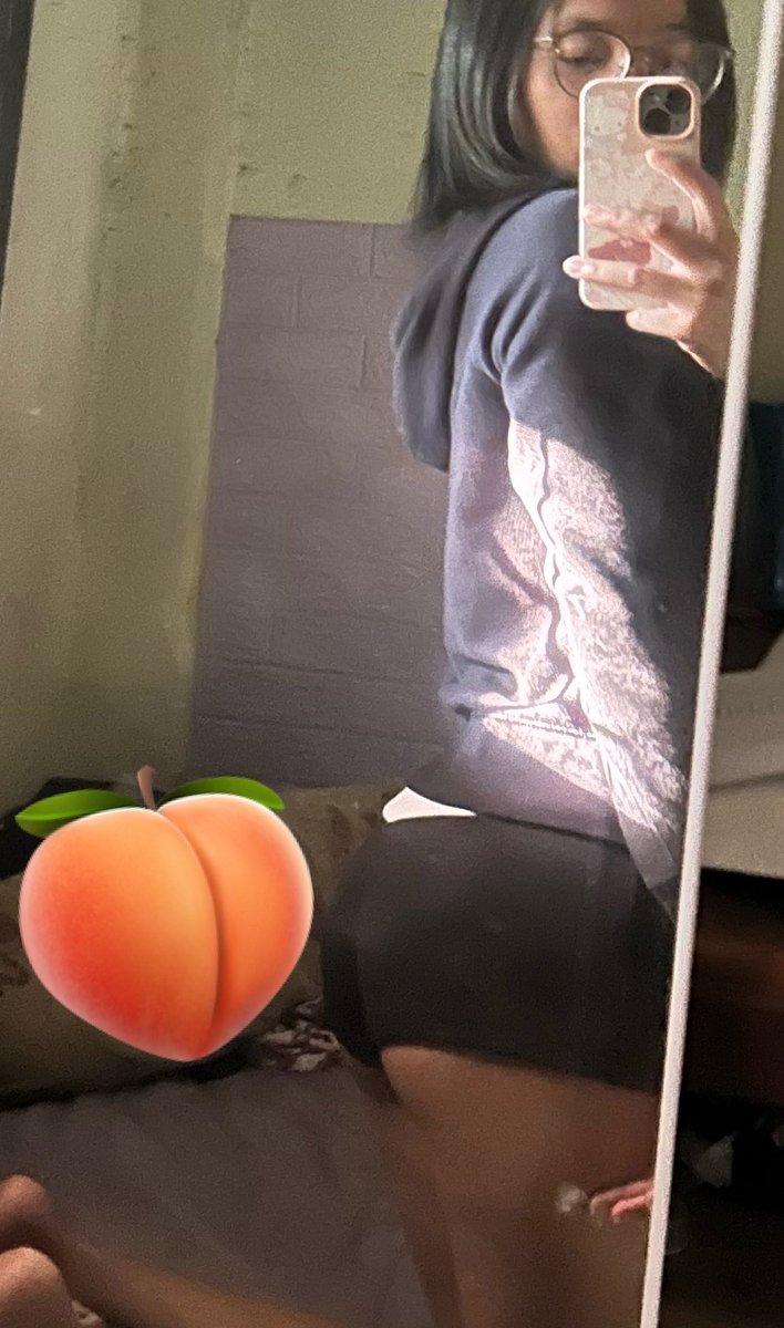 ง่วงนอน tweet media