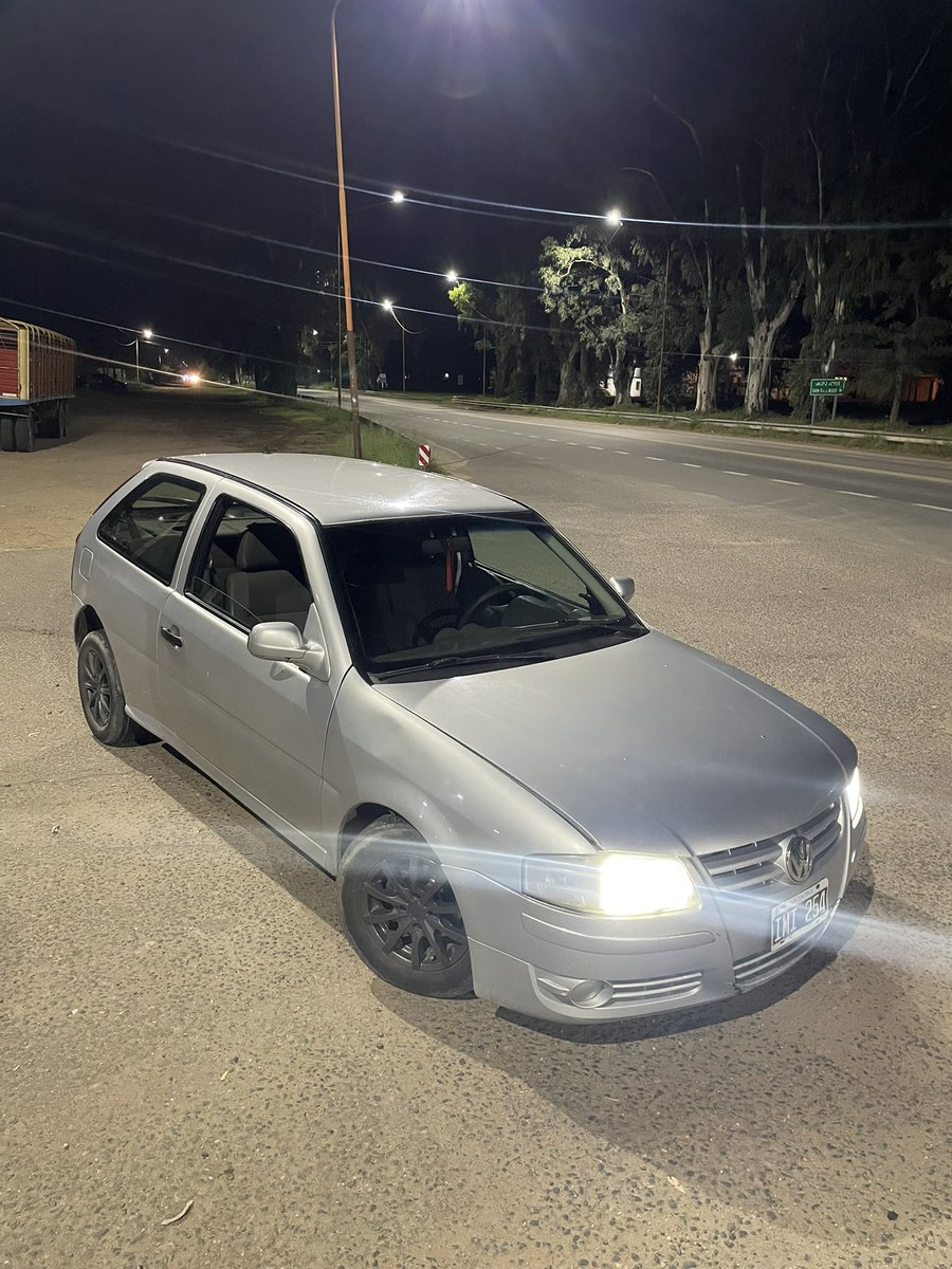 No caigo, mas q feliz con mi primer tito🩶