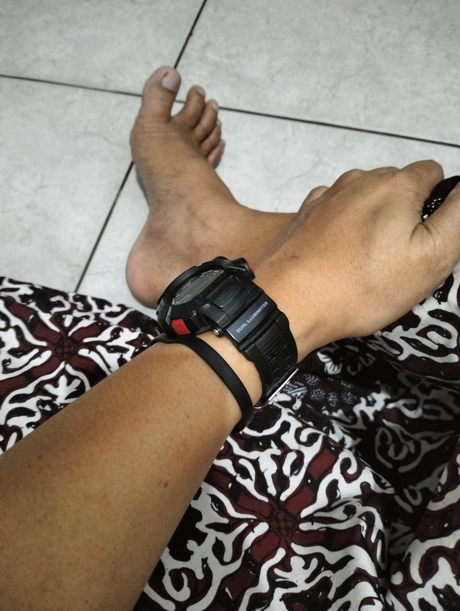 jumbuhing's tweet photo. @citogog Casio buat slulup di lumpur kang cit https://t.co/CbWmoy98tV