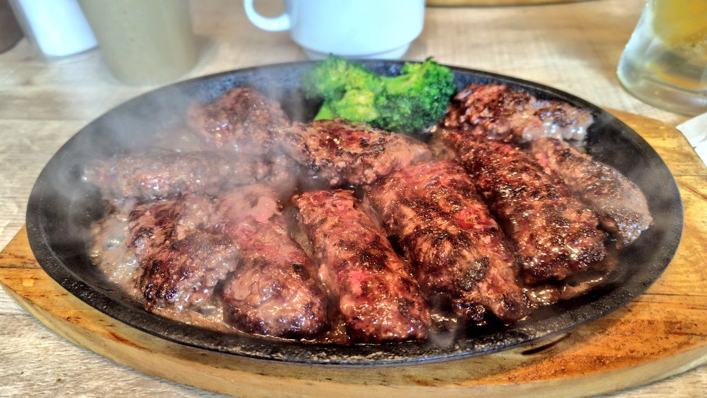 テルキン tweet media