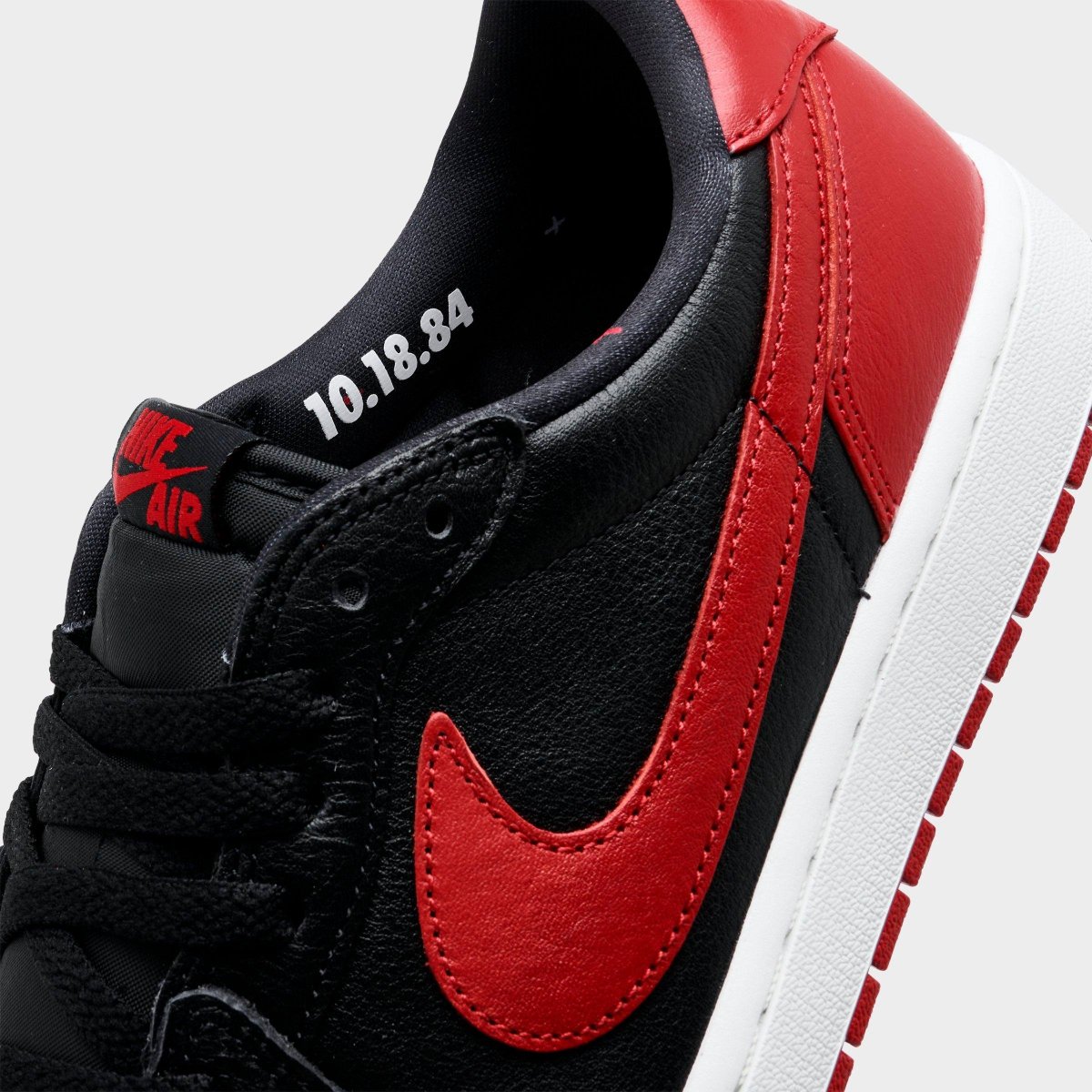 NIKE AIR JORDAN 1 LOW OG 